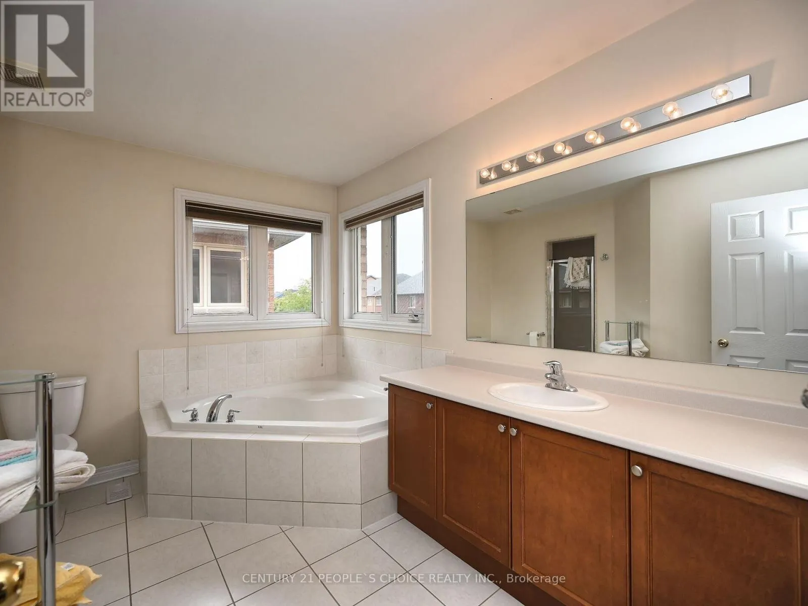23 LANEBROOK DRIVE