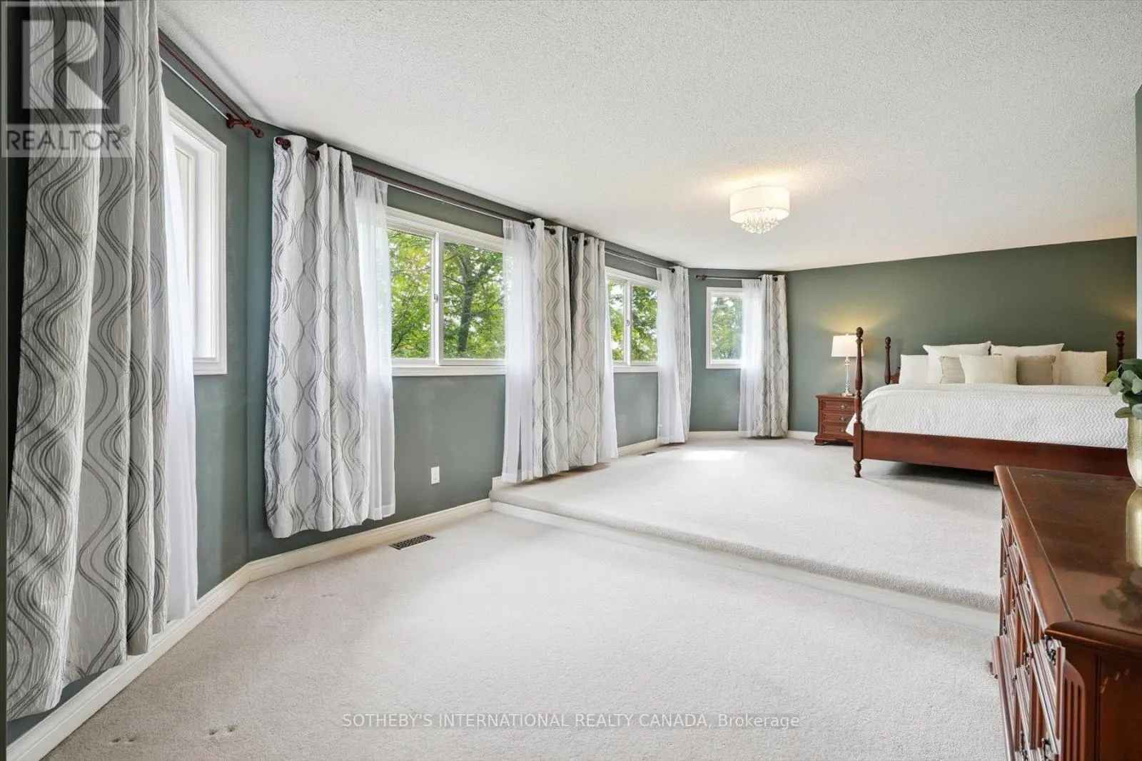 1352 WINTERBERRY DRIVE
