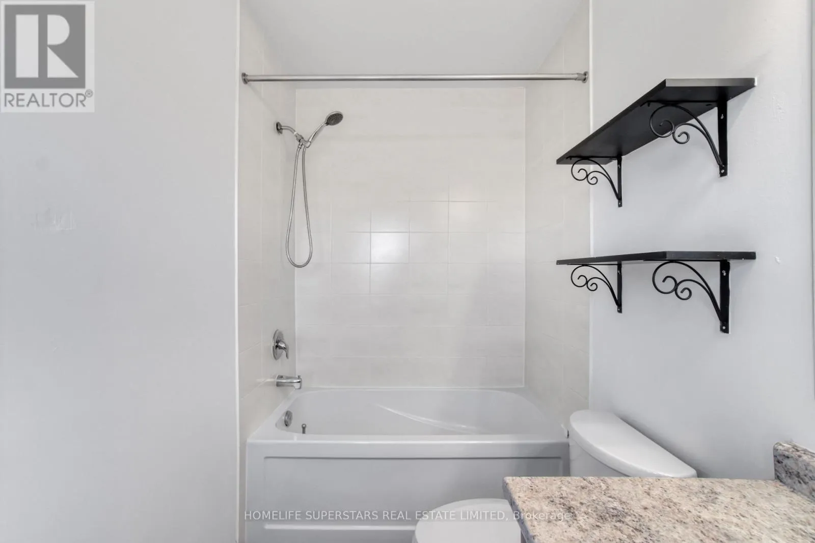 72 BANNISTER CRESCENT