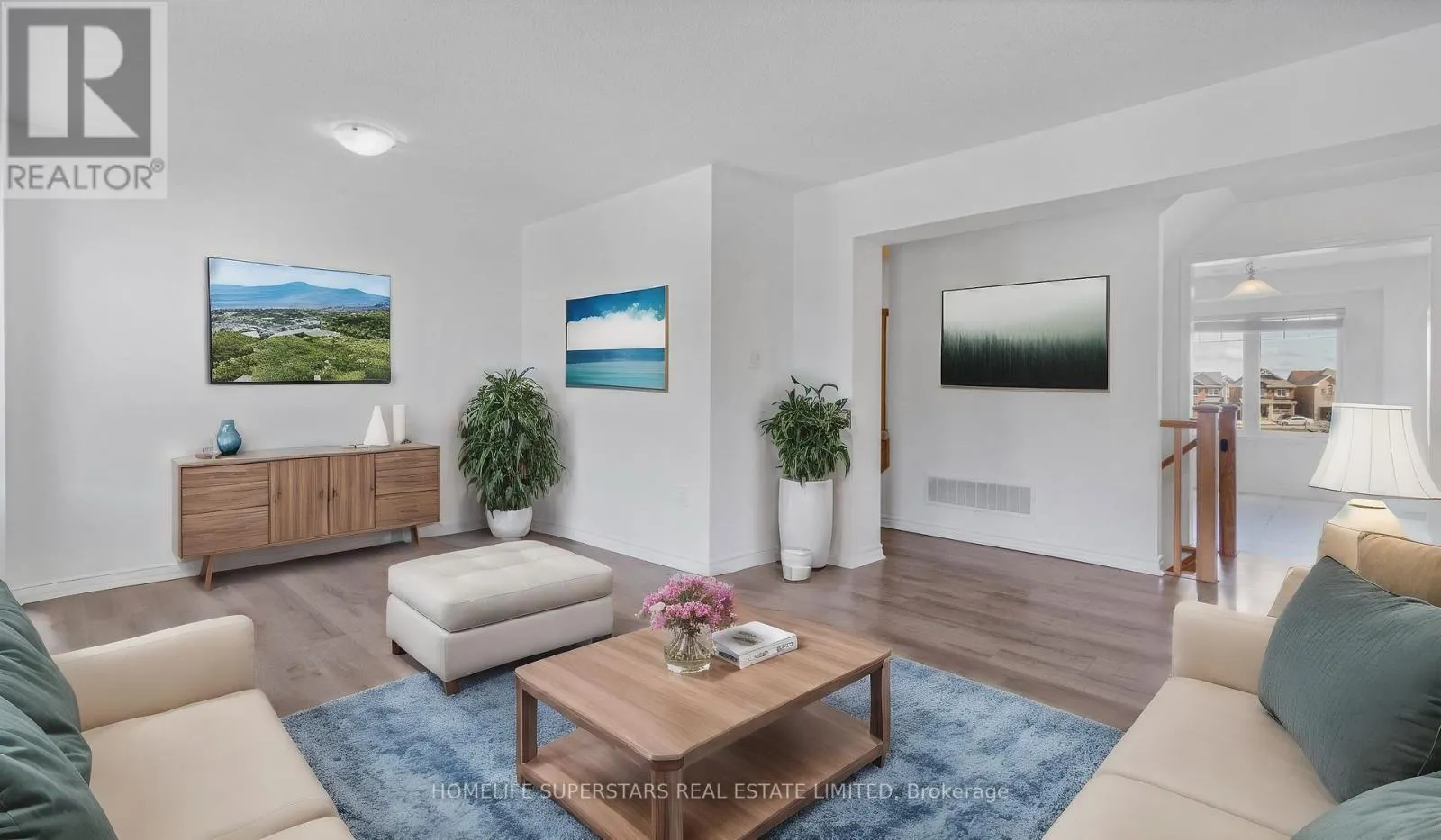 72 BANNISTER CRESCENT