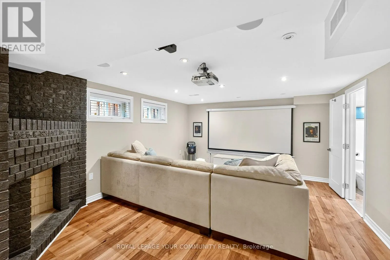 267 JEFFCOAT DRIVE