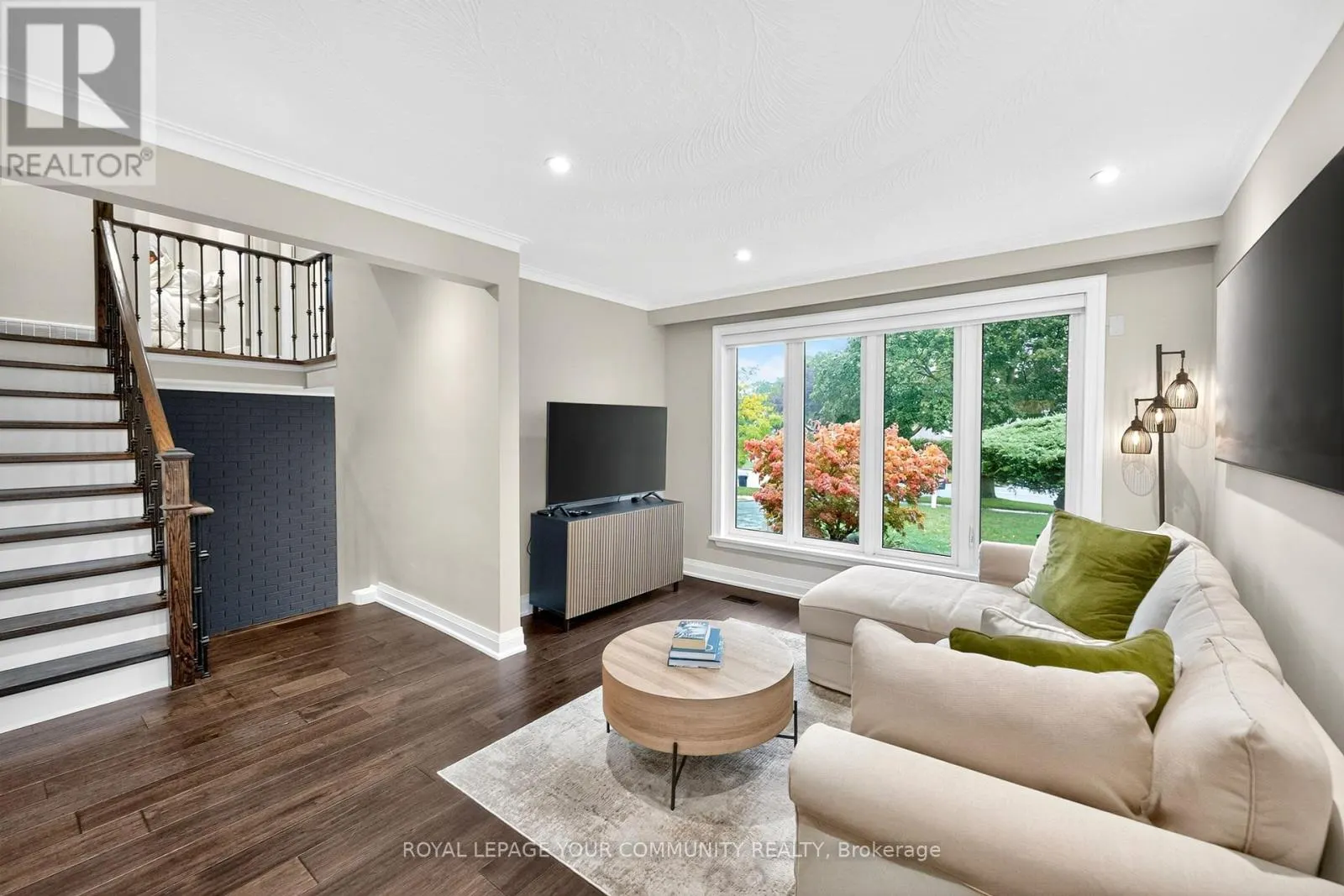 267 JEFFCOAT DRIVE