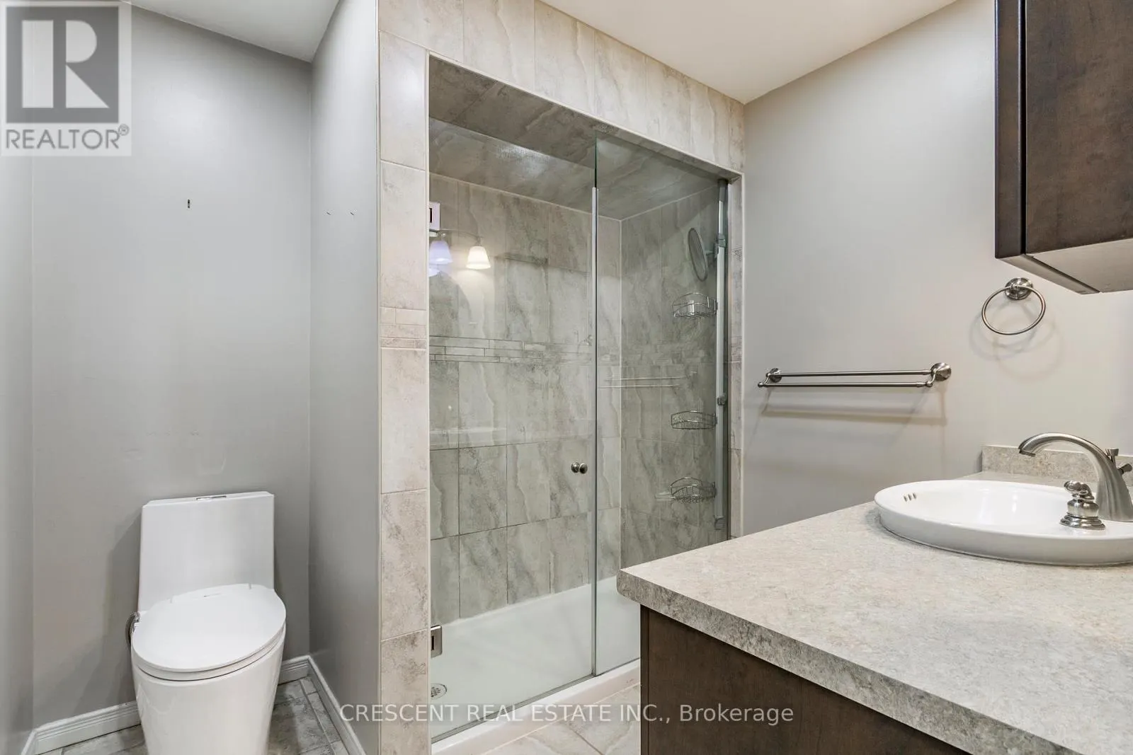 42 BOREHAM CIRCLE