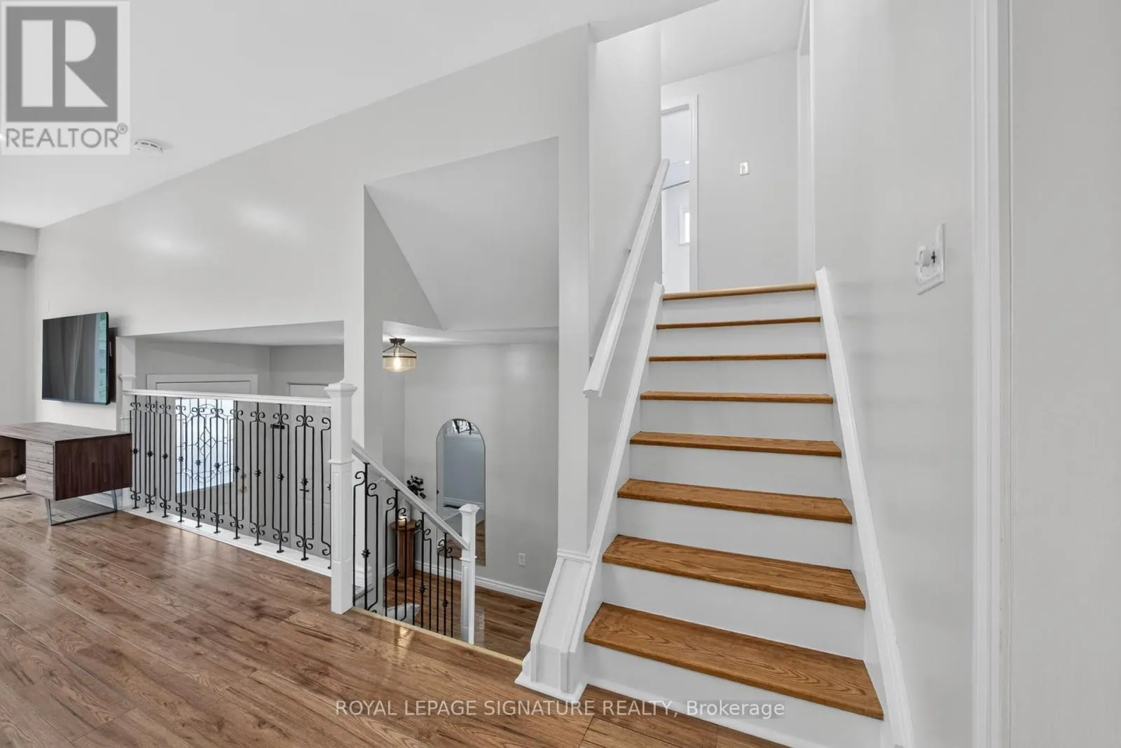 3330 KINGS MASTING CRESCENT