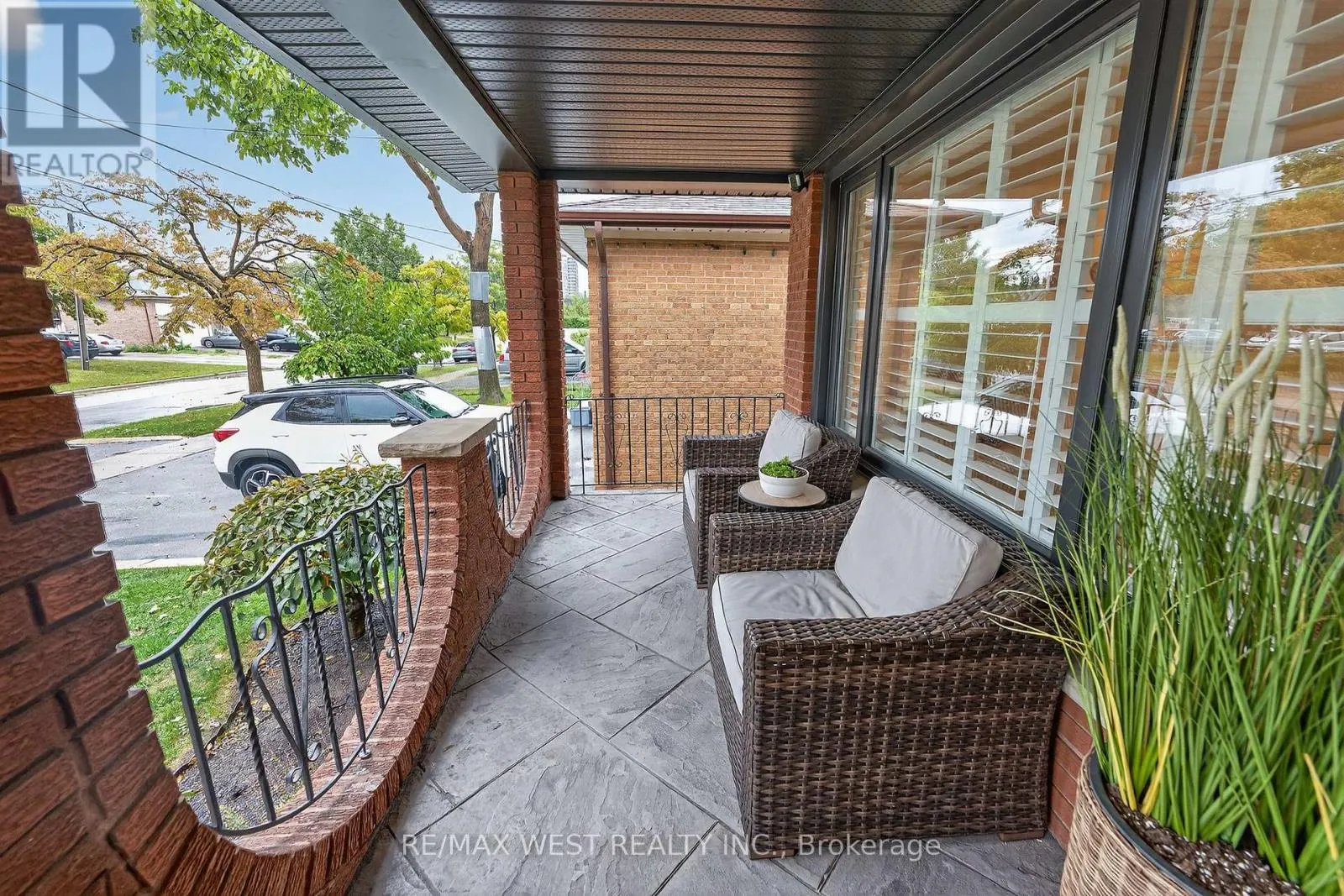43 ST GEORGES BOULEVARD