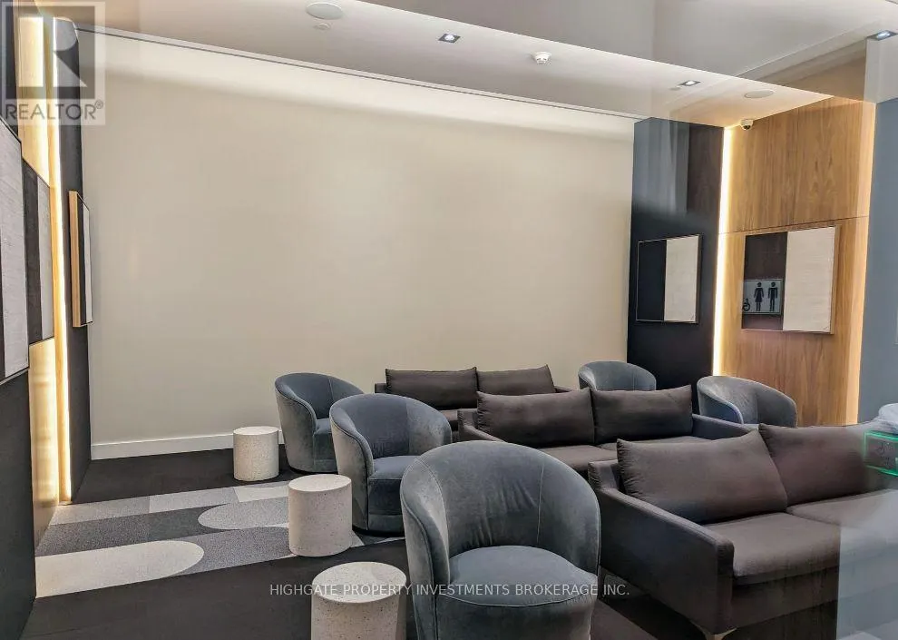 403 - 509 DUNDAS STREET