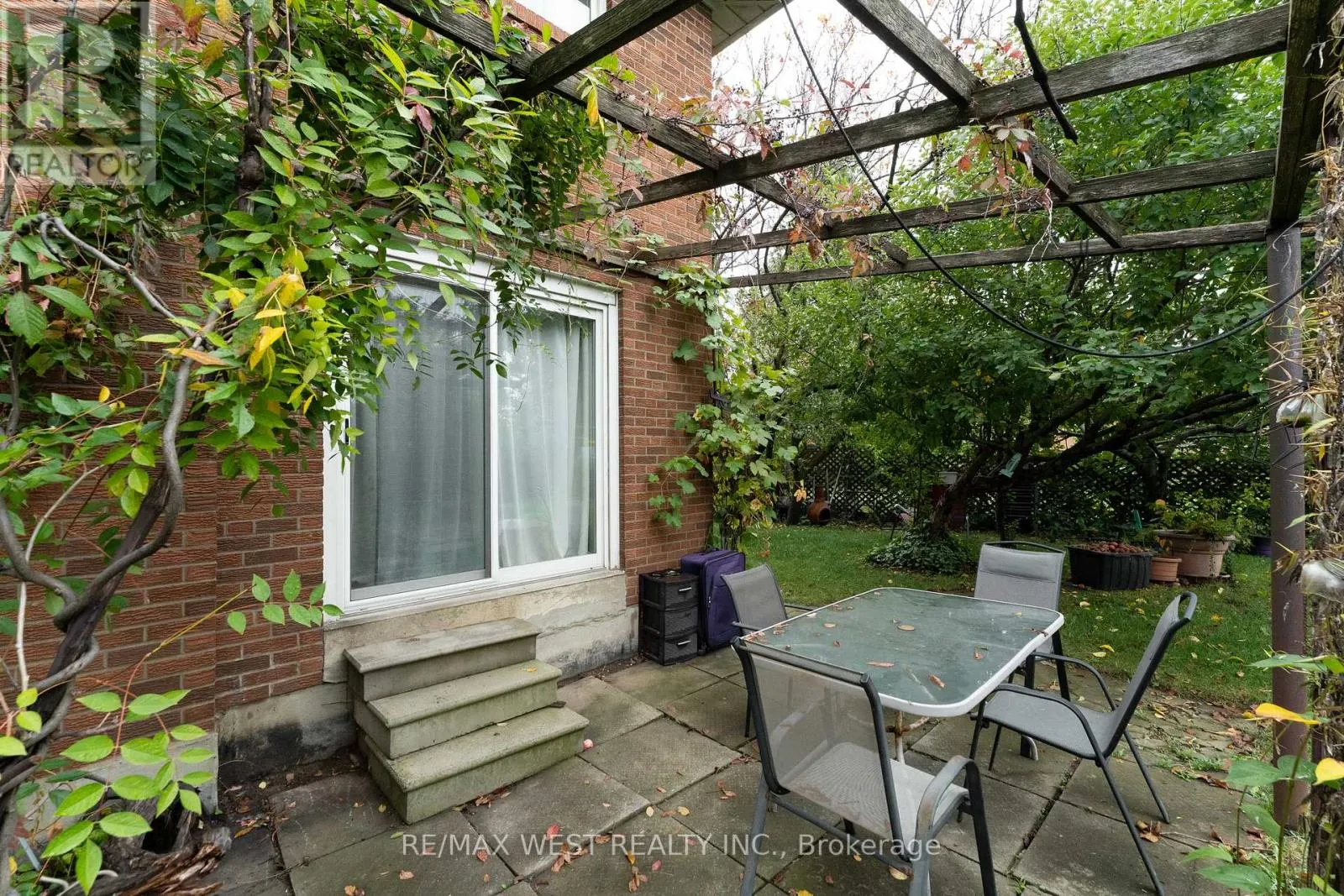 330 PELLATT AVENUE