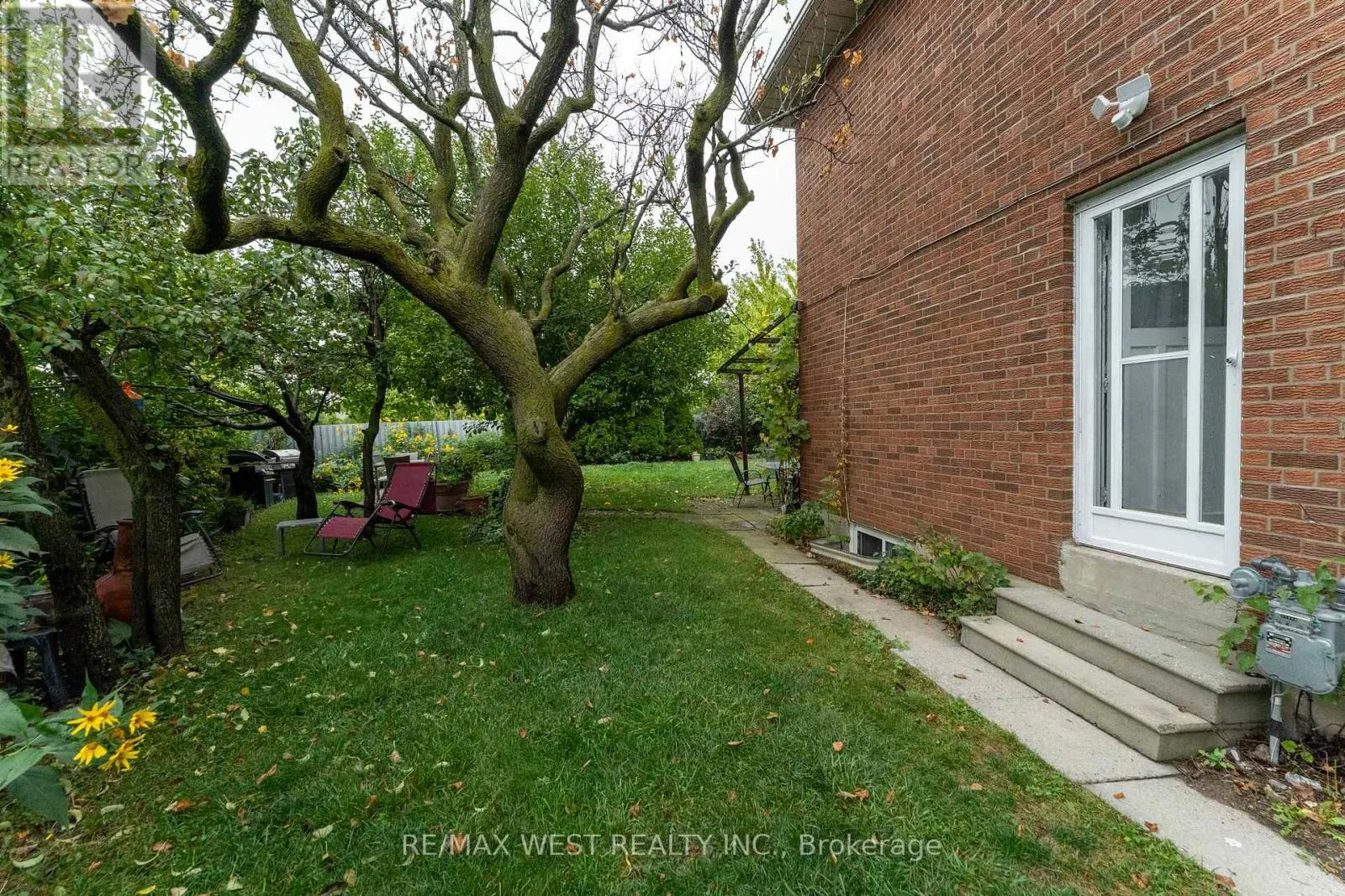 330 PELLATT AVENUE