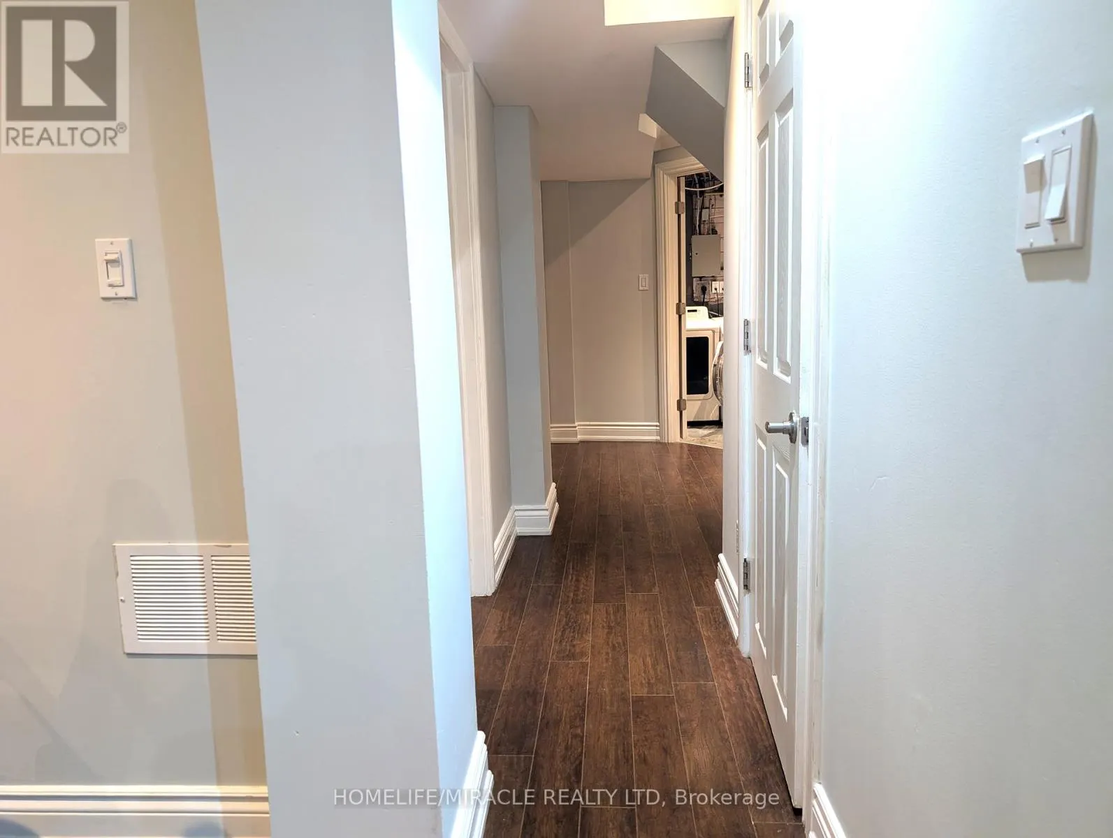 57 MANITOBA STREET