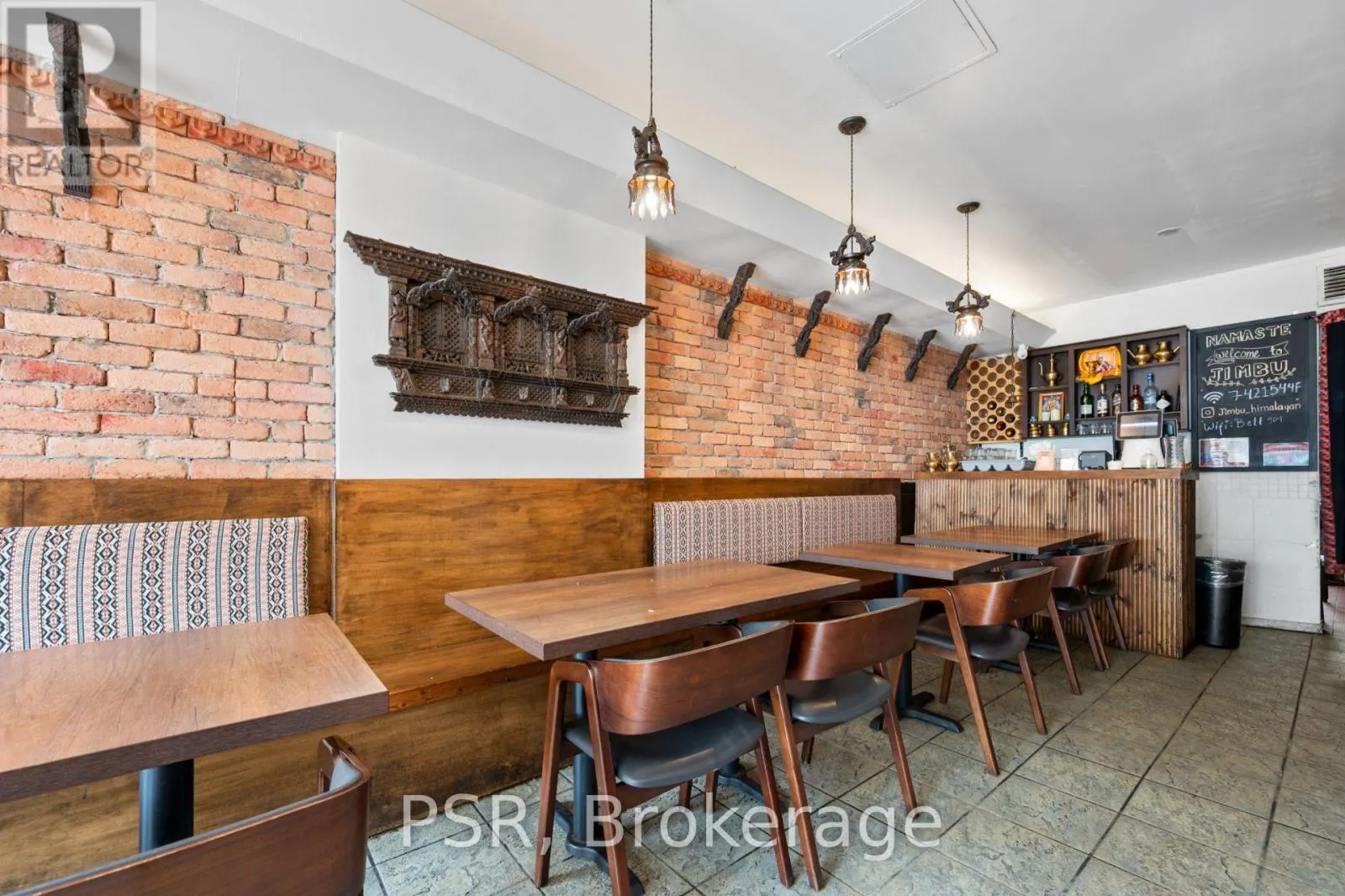 1508 QUEEN STREET W