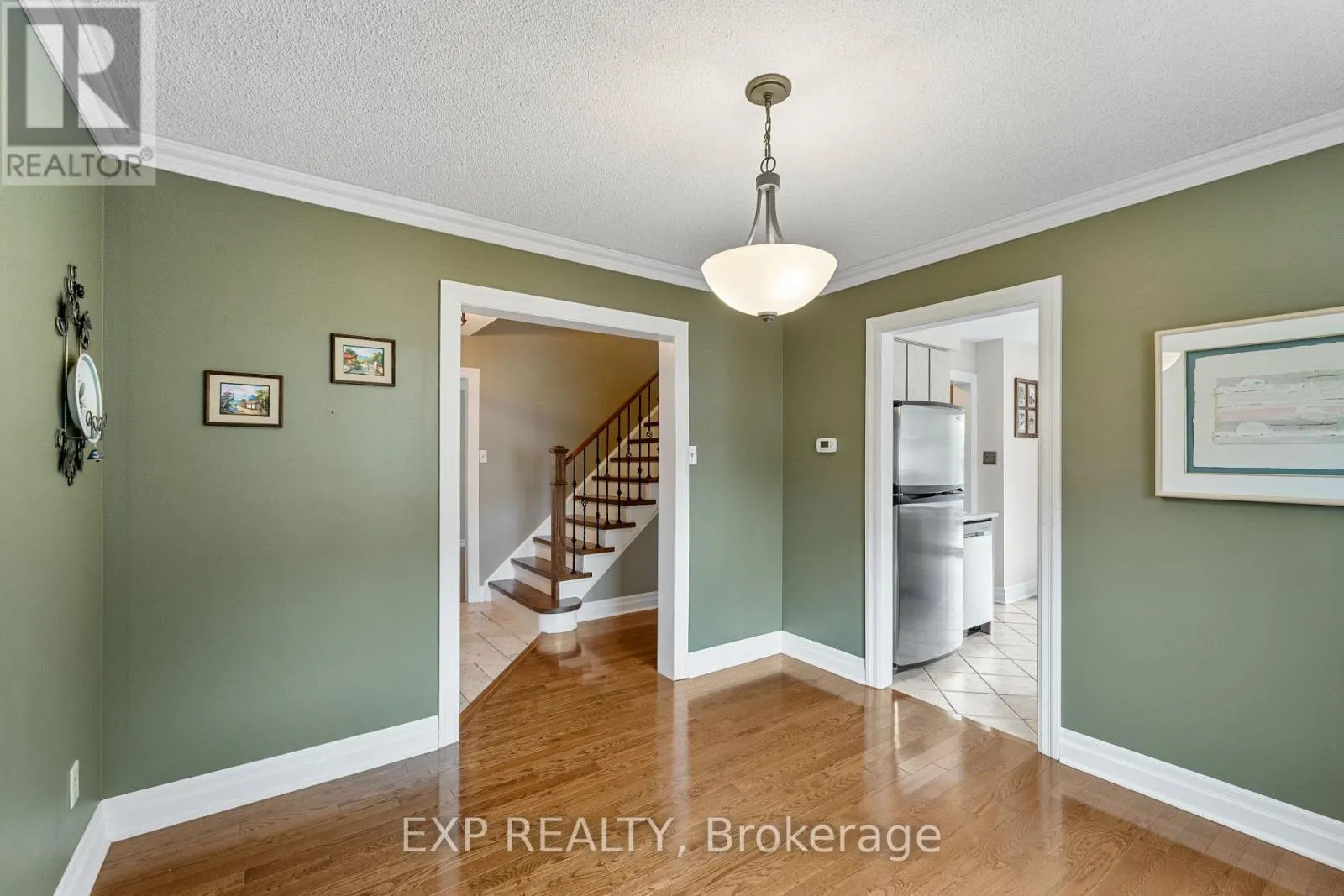3 STILLWATER CRESCENT