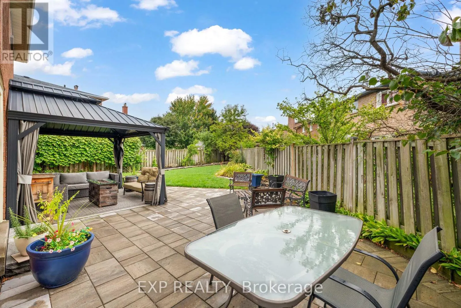 3 STILLWATER CRESCENT