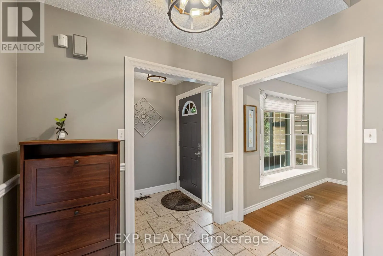 3 STILLWATER CRESCENT