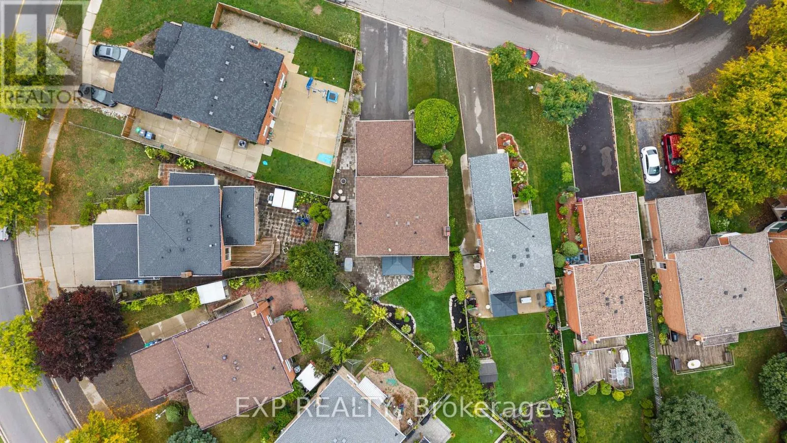3 STILLWATER CRESCENT