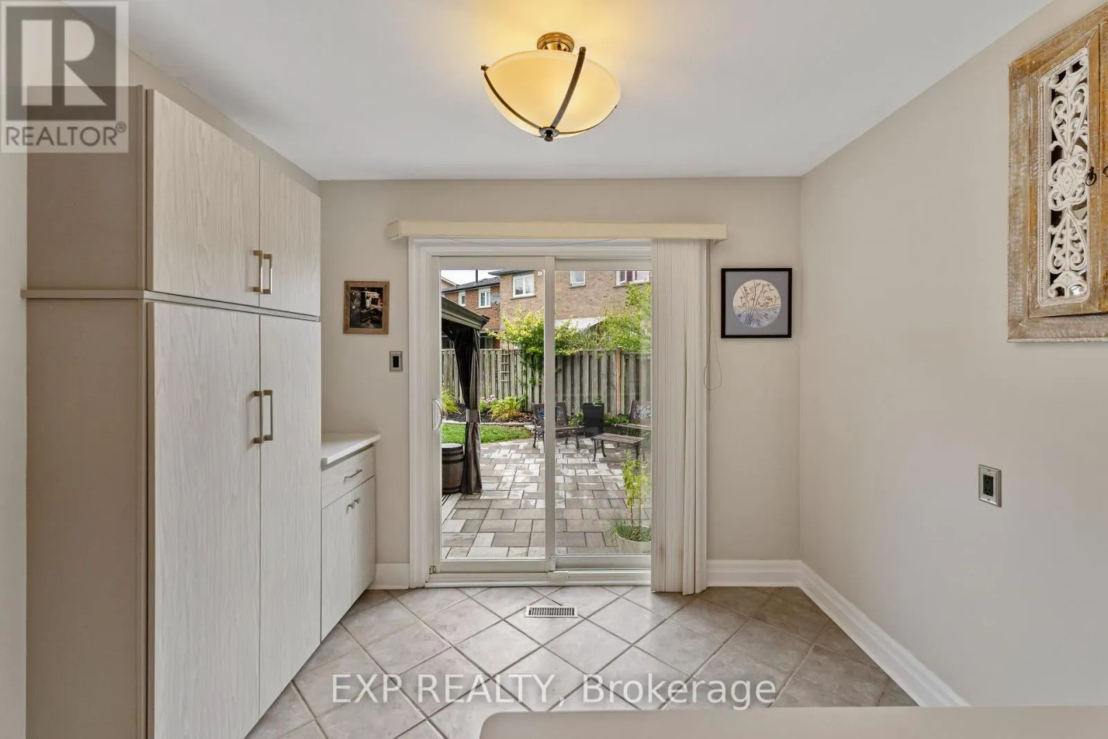 3 STILLWATER CRESCENT