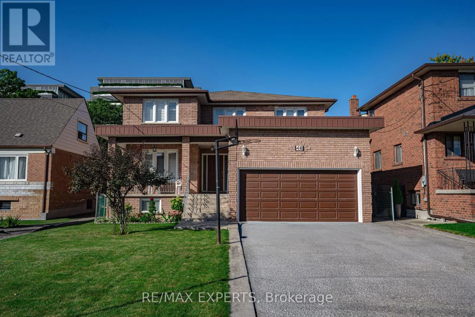 48 INGLESIDE DRIVE