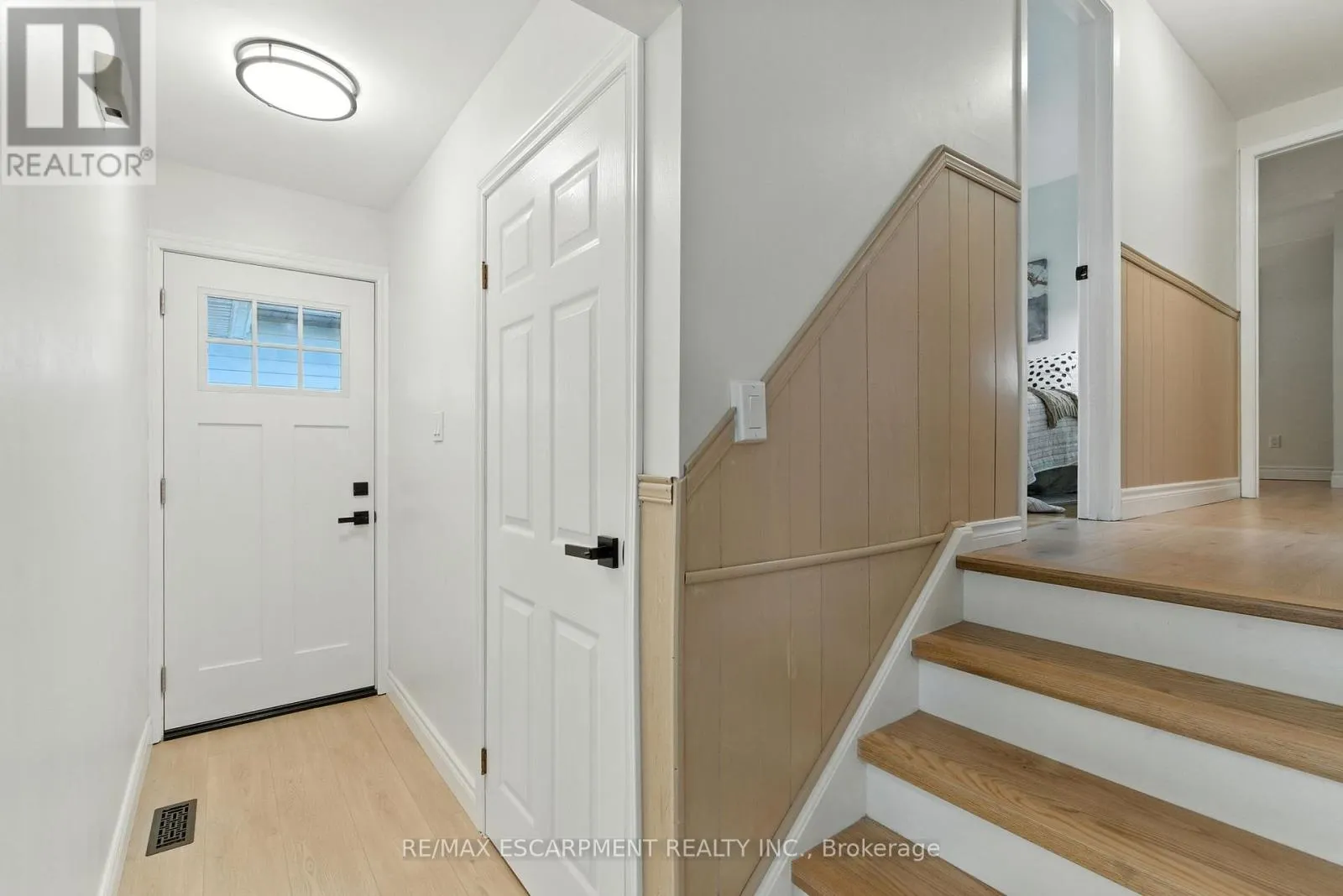 1423 THORNTON ROAD