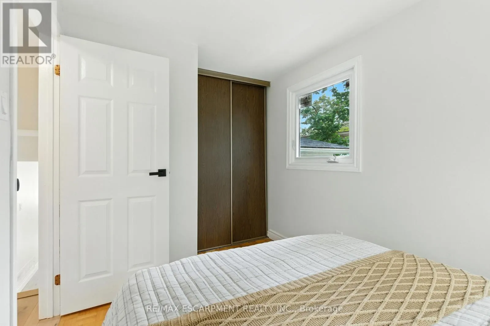 1423 THORNTON ROAD