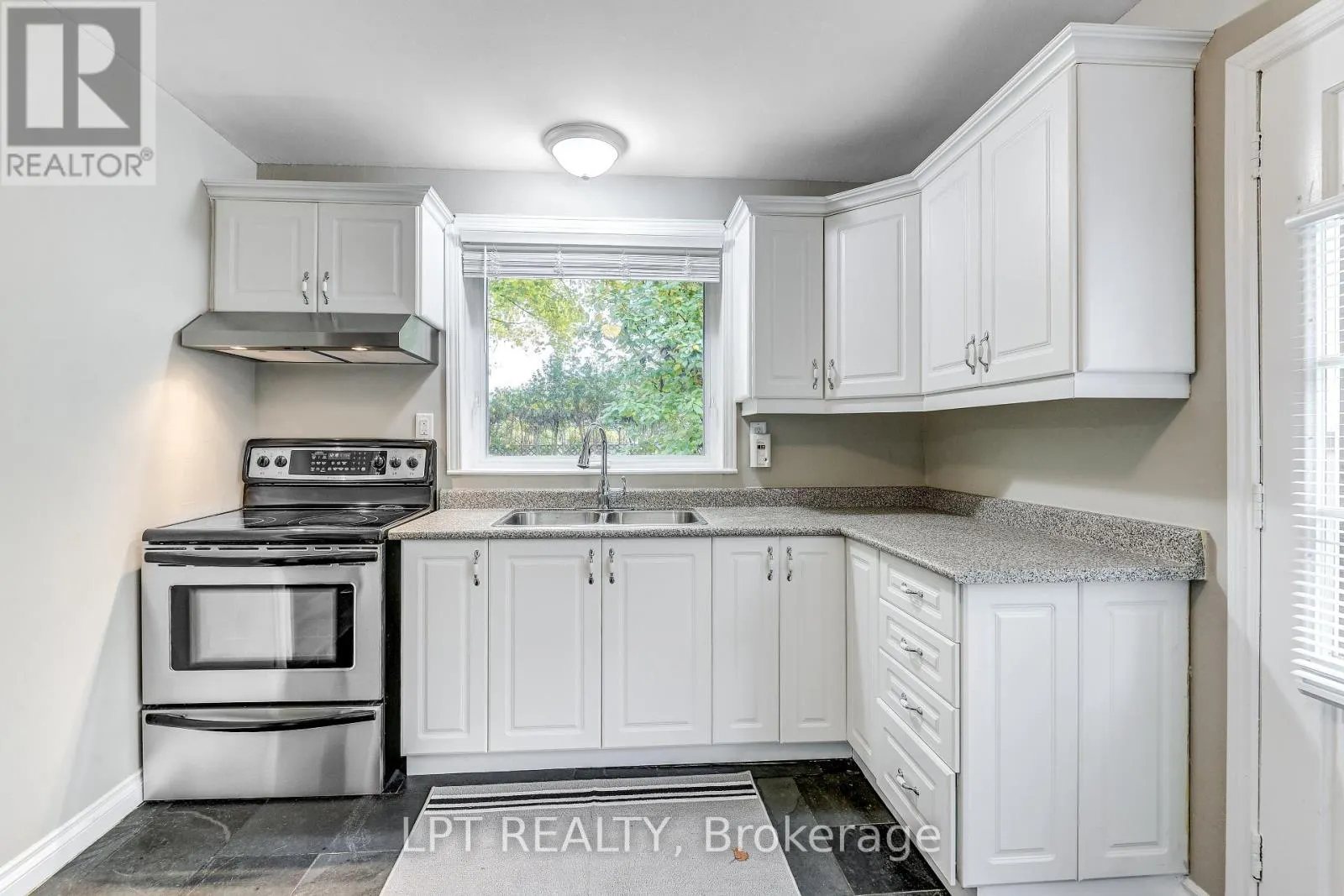 31 BURGBY AVENUE