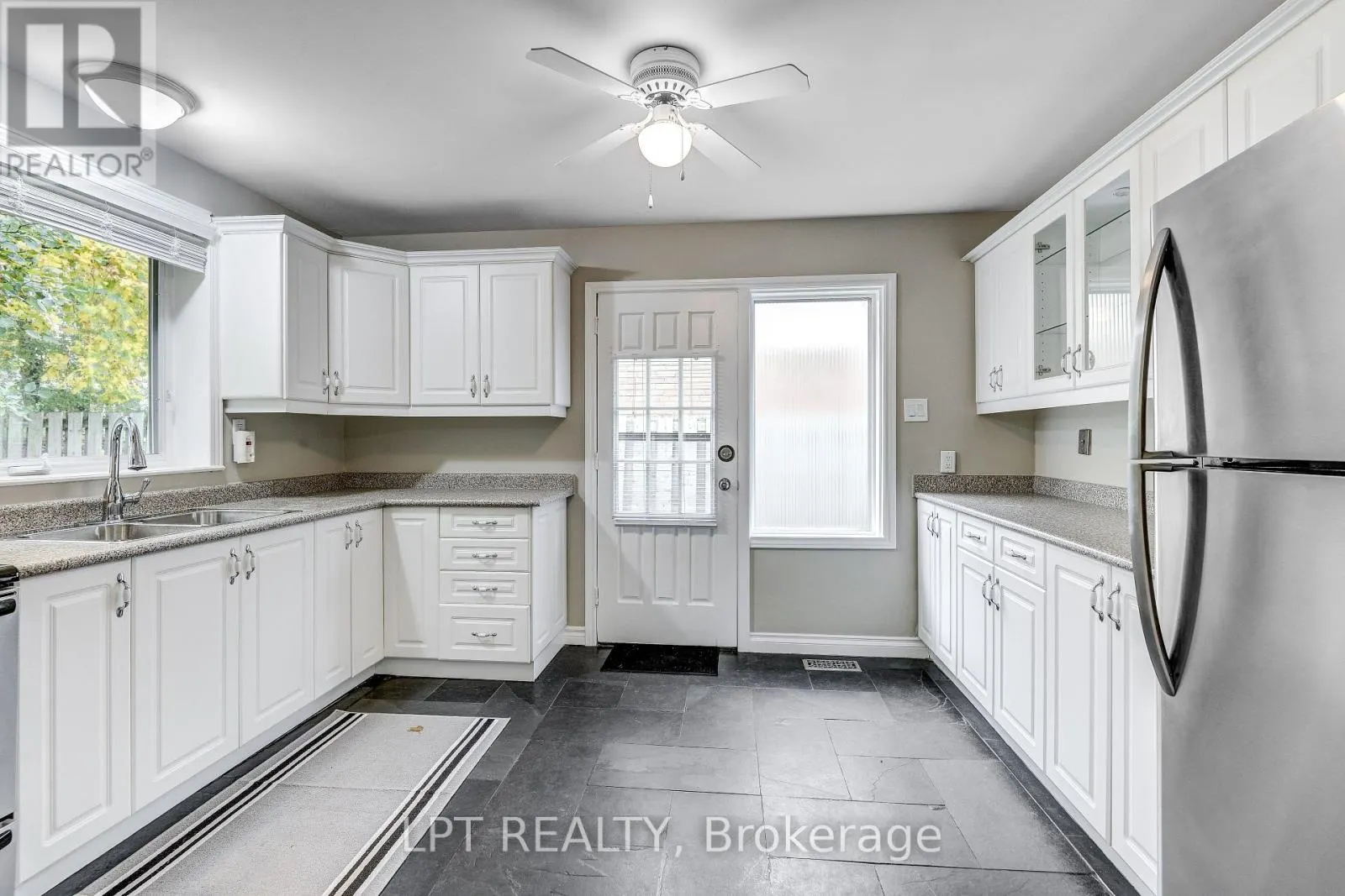 31 BURGBY AVENUE