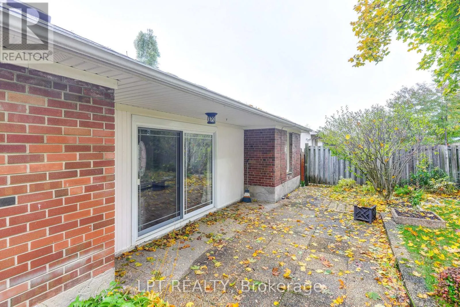 31 BURGBY AVENUE