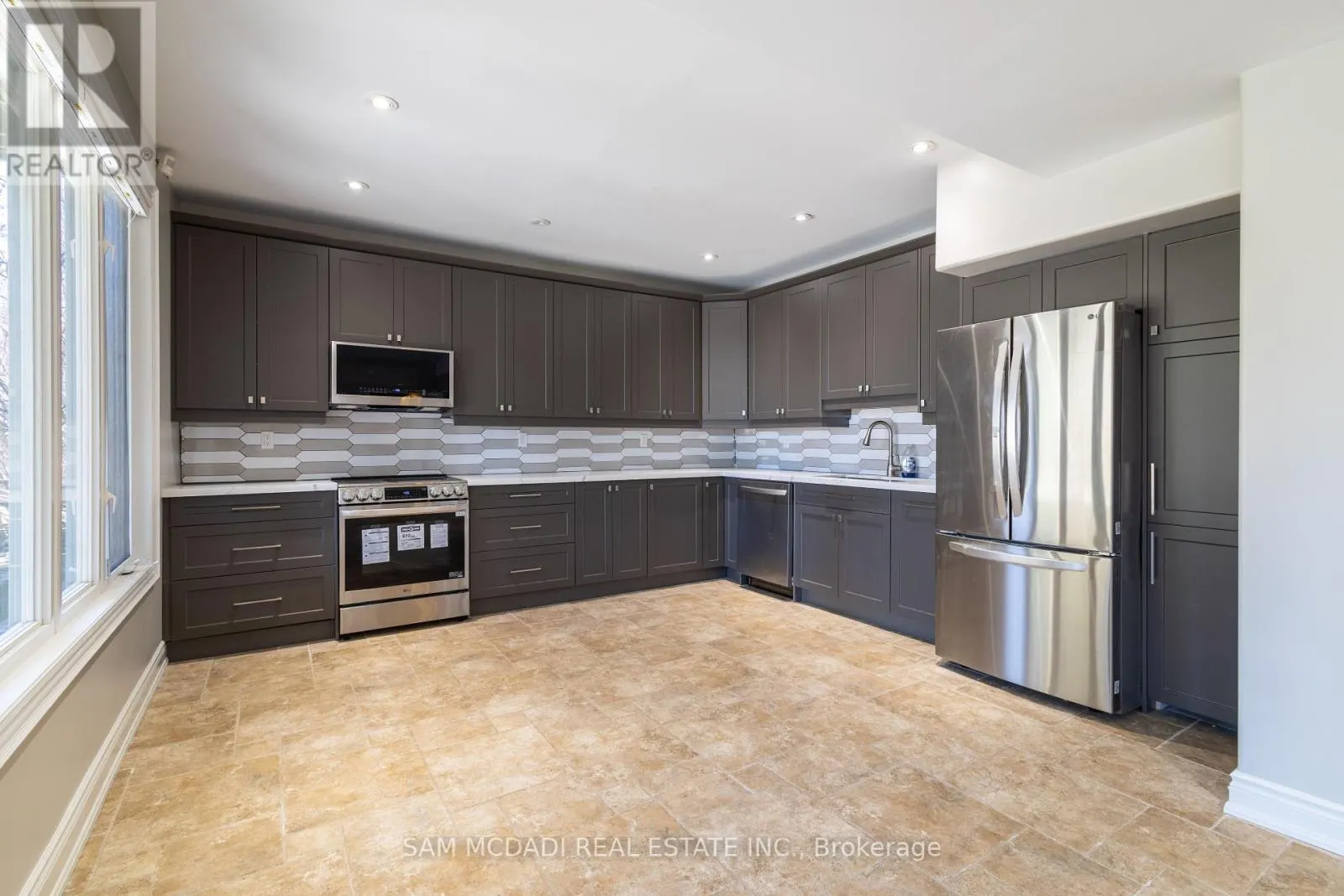 11170 MENZIES COURT