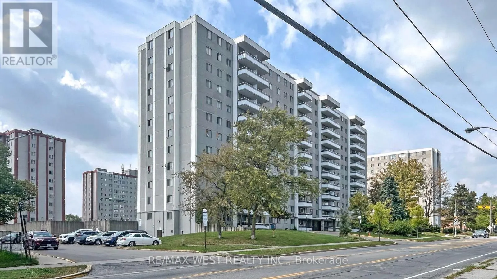 210 - 940 CALEDONIA ROAD