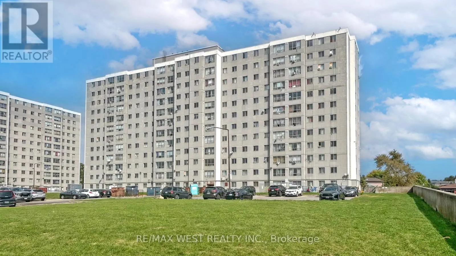210 - 940 CALEDONIA ROAD