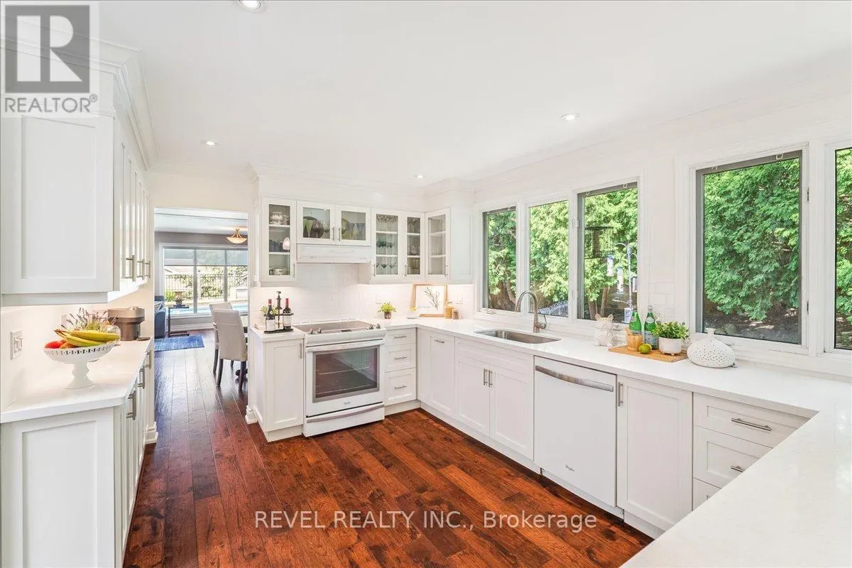 15 IRESON ROAD
