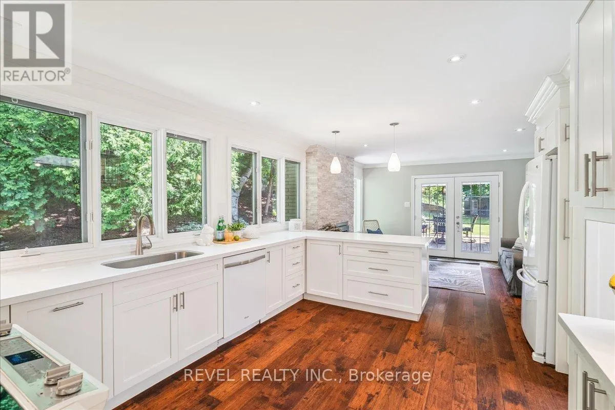 15 IRESON ROAD