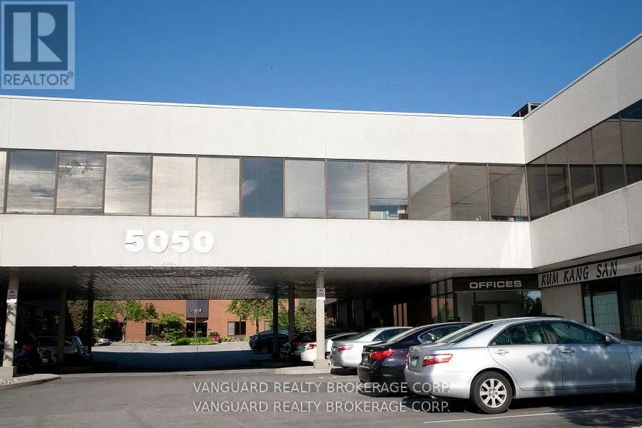 207 - 5050 DUFFERIN STREET
