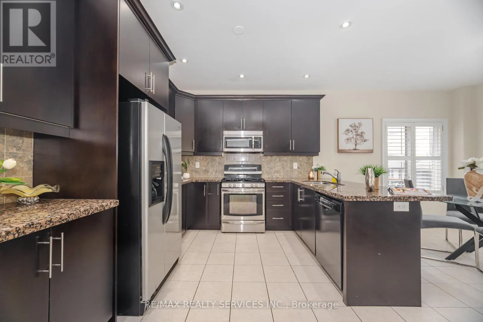 6 BEACON HILL DRIVE