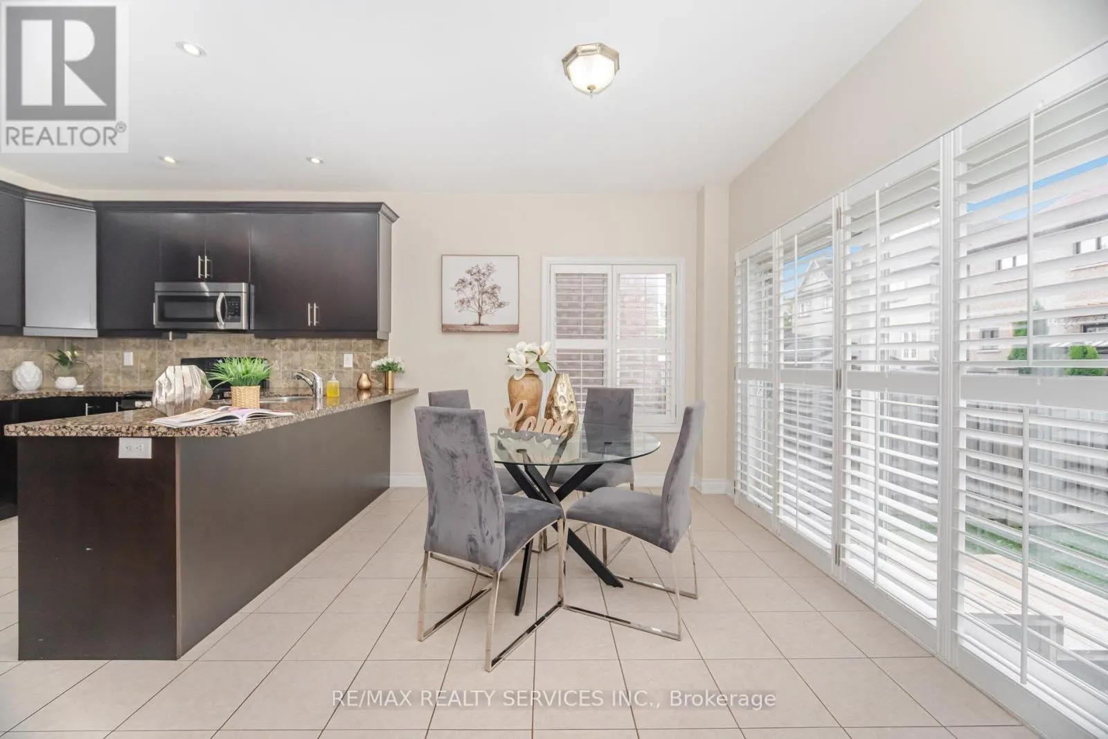 6 BEACON HILL DRIVE