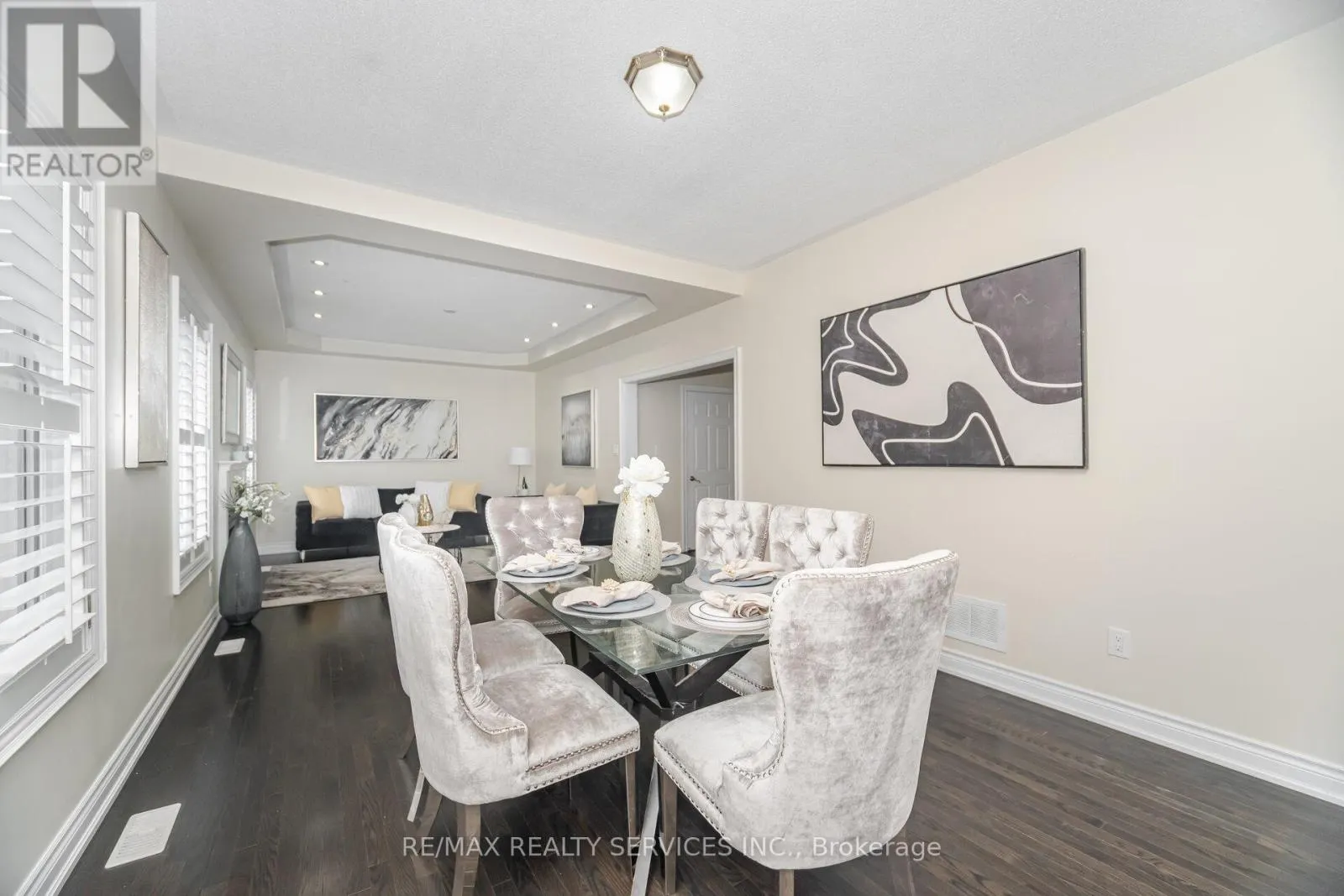 6 BEACON HILL DRIVE