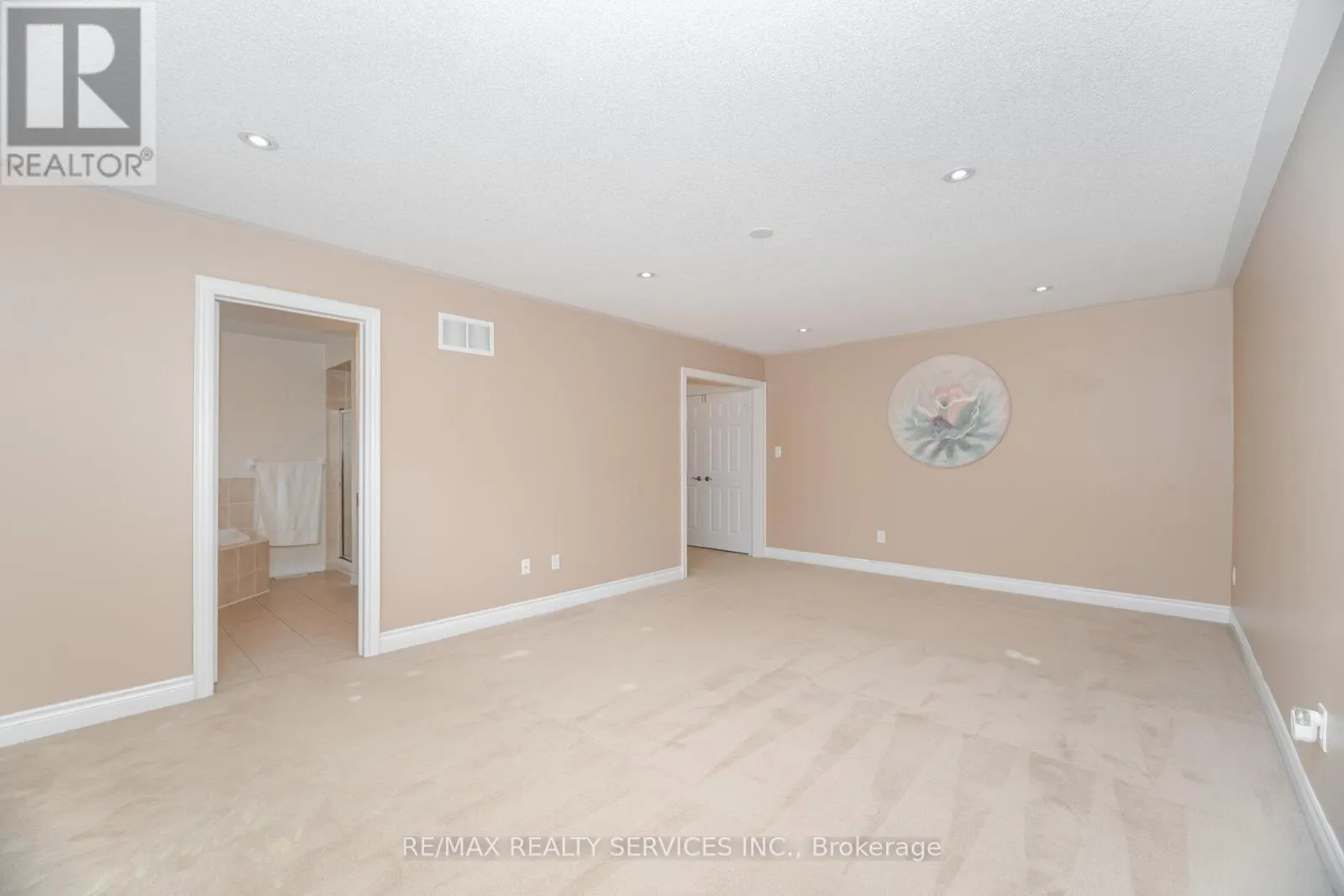 6 BEACON HILL DRIVE