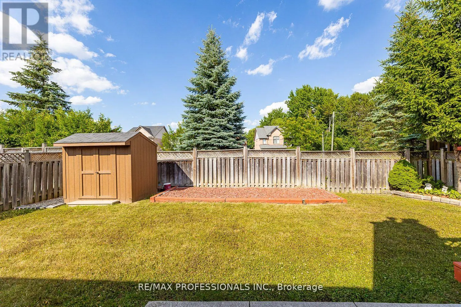 41 MCCABE CRESCENT