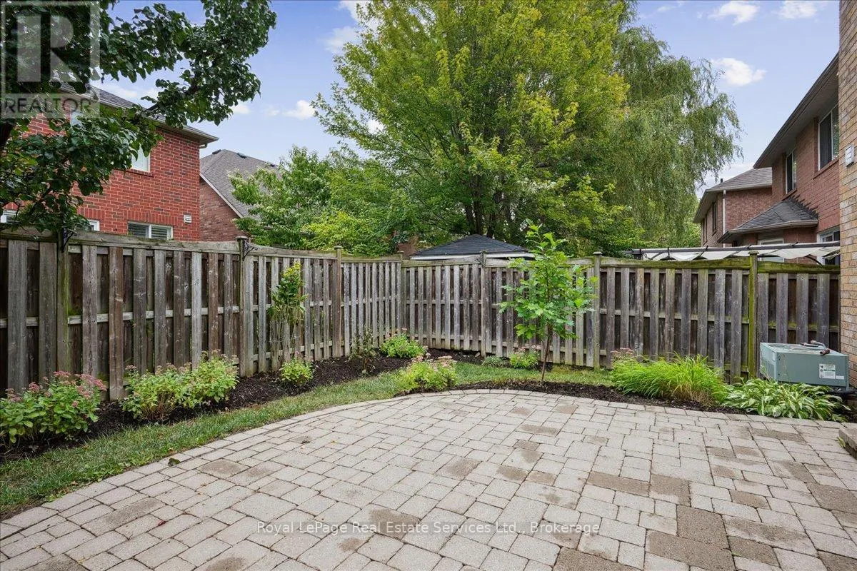 2476 BRACKEN DRIVE
