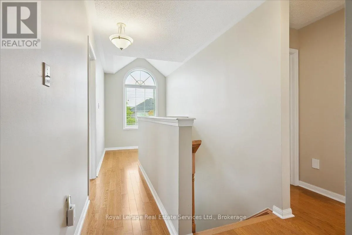 2476 BRACKEN DRIVE