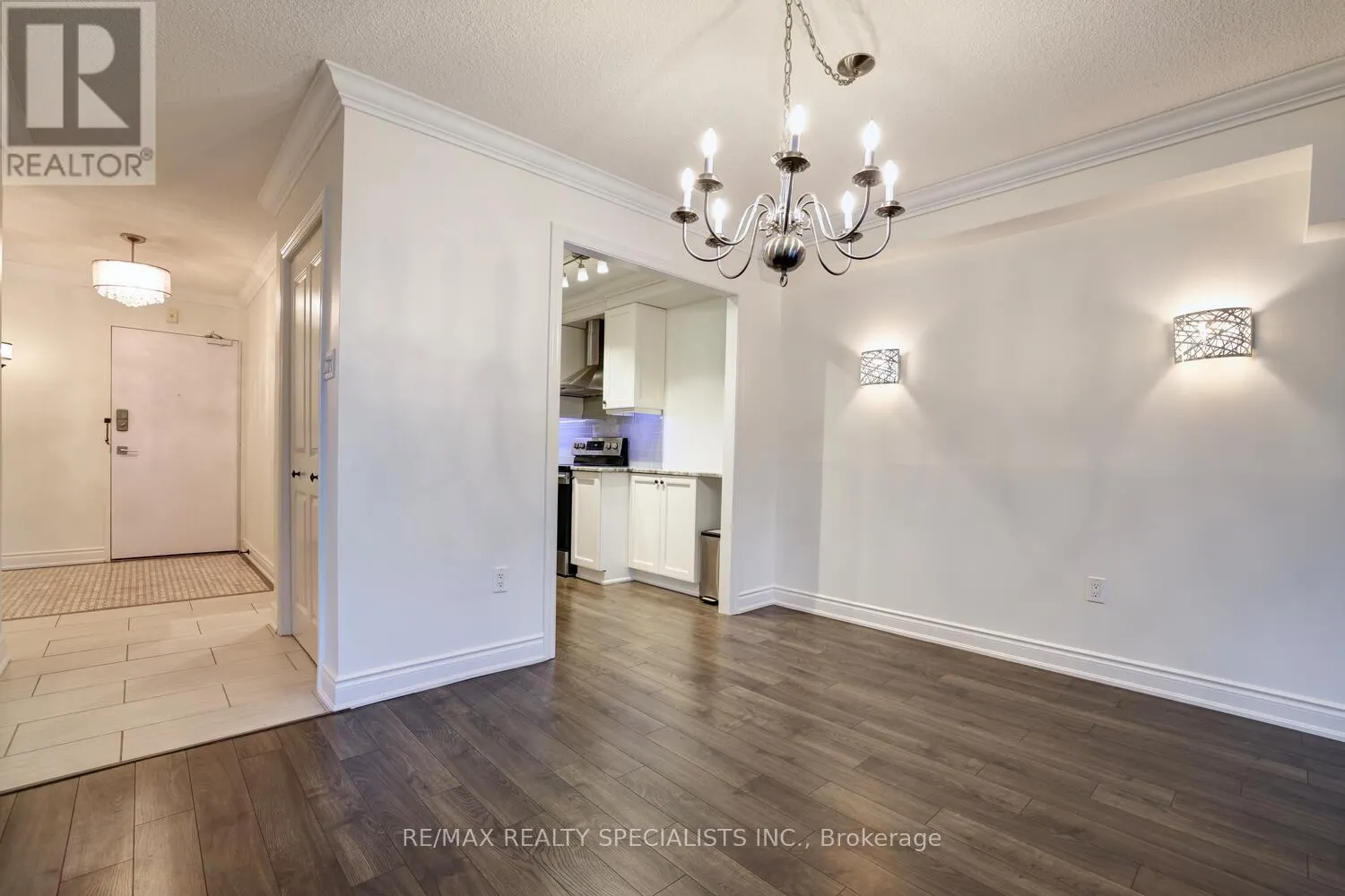 203 - 965 INVERHOUSE DRIVE