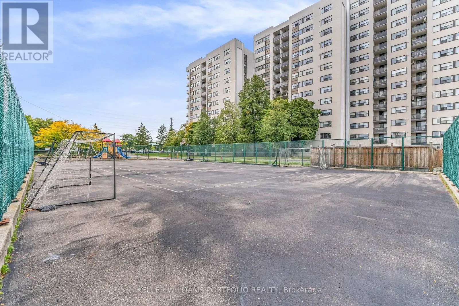 901 - 2900 BATTLEFORD ROAD