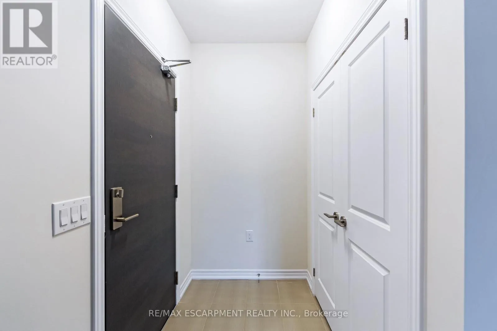 203 - 2393 BRONTE ROAD