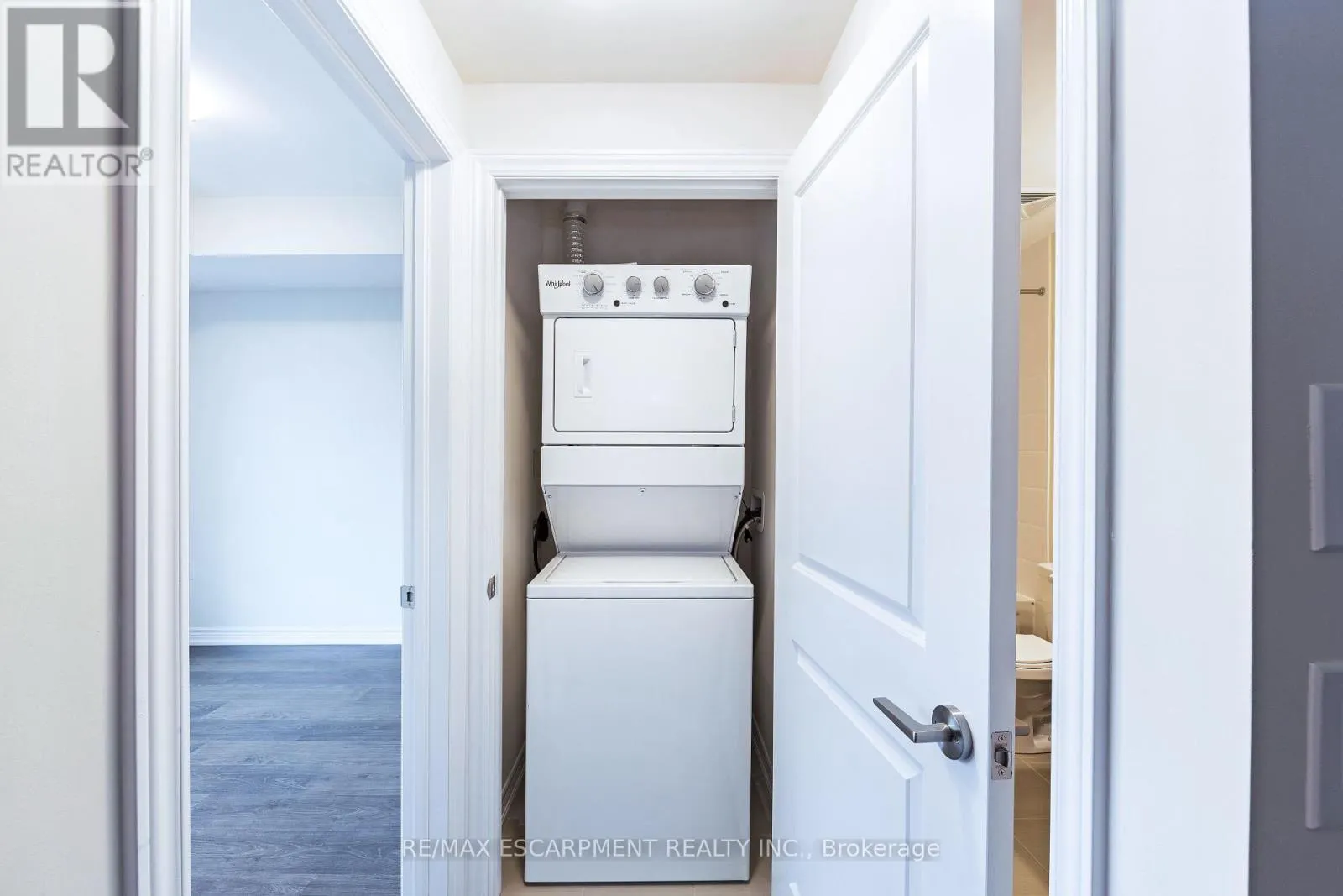 203 - 2393 BRONTE ROAD