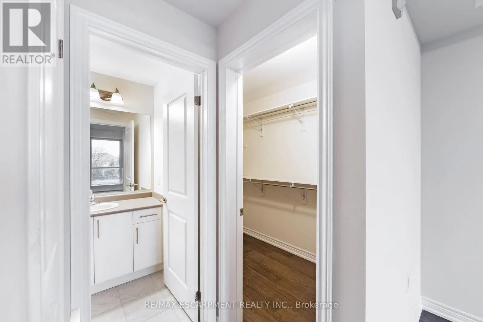 203 - 2393 BRONTE ROAD