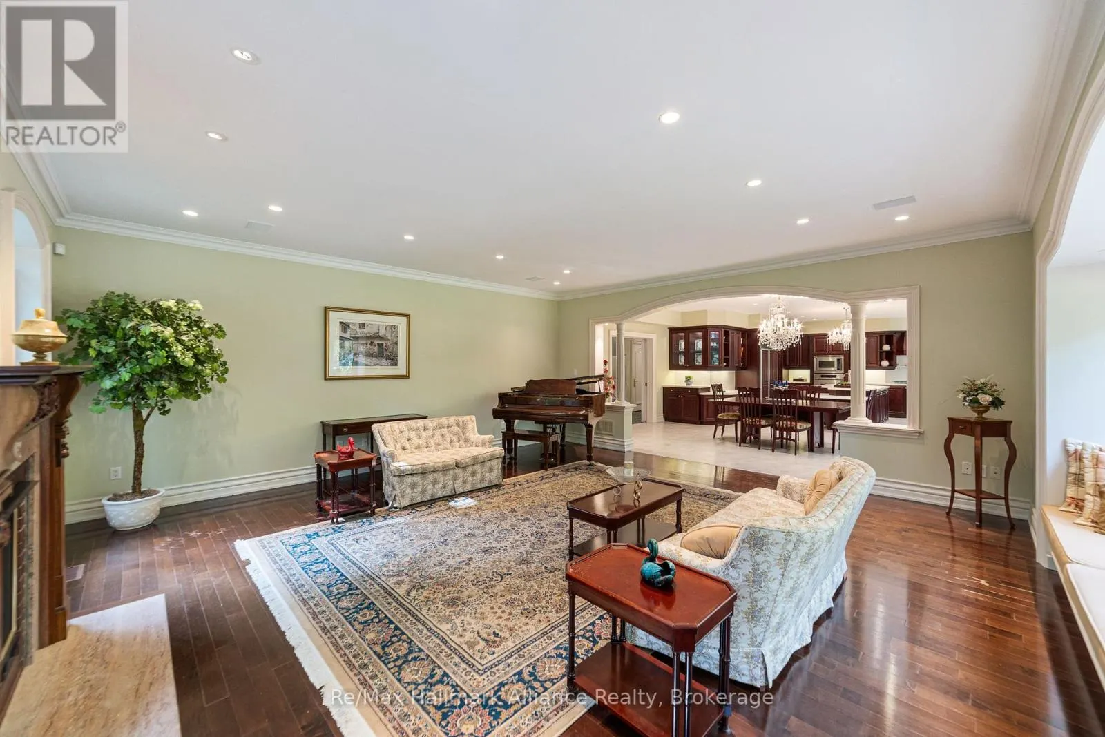 1024 LINBROOK ROAD