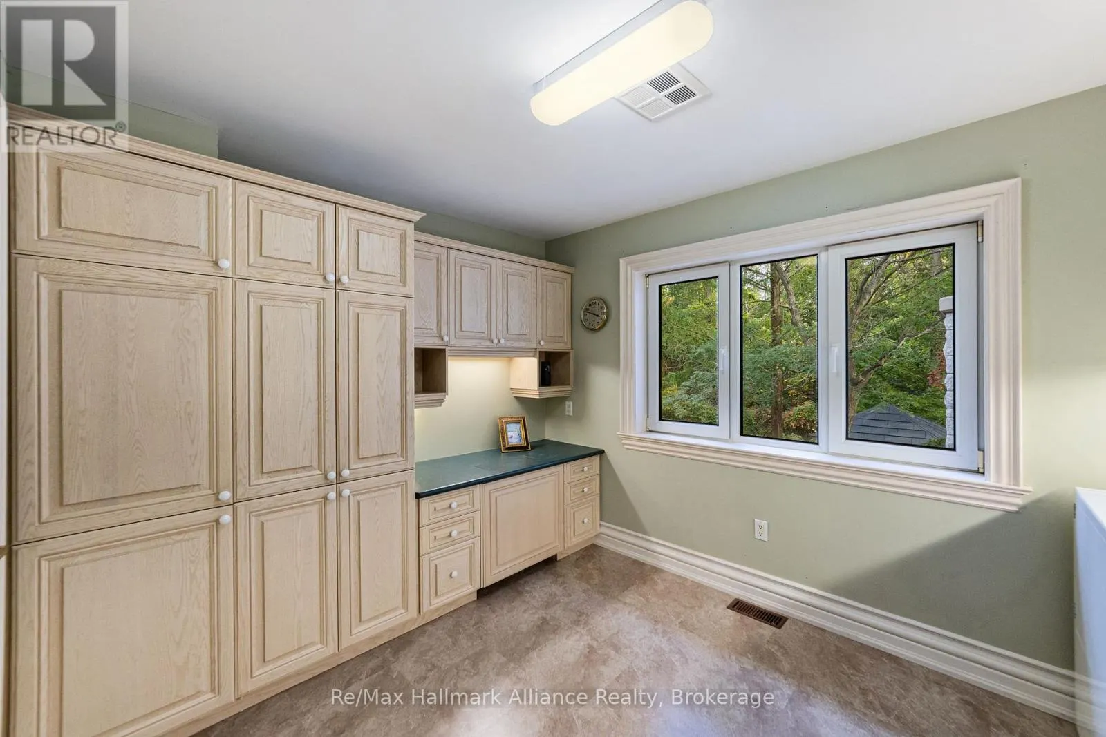 1024 LINBROOK ROAD