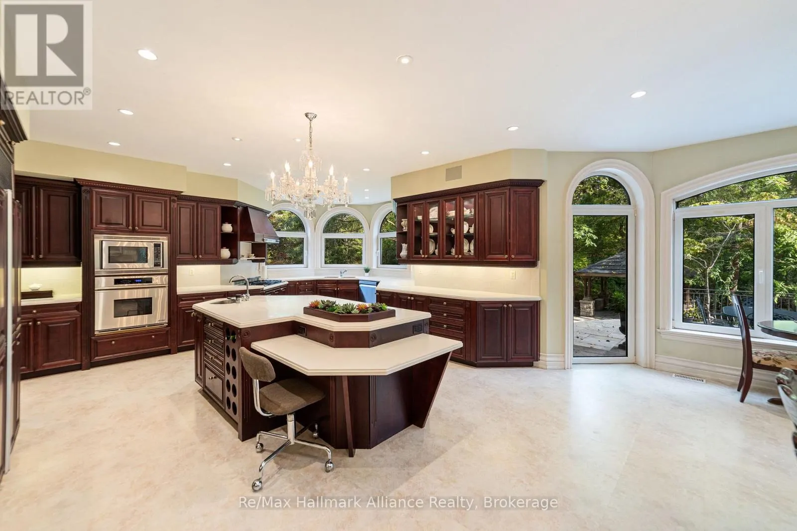 1024 LINBROOK ROAD