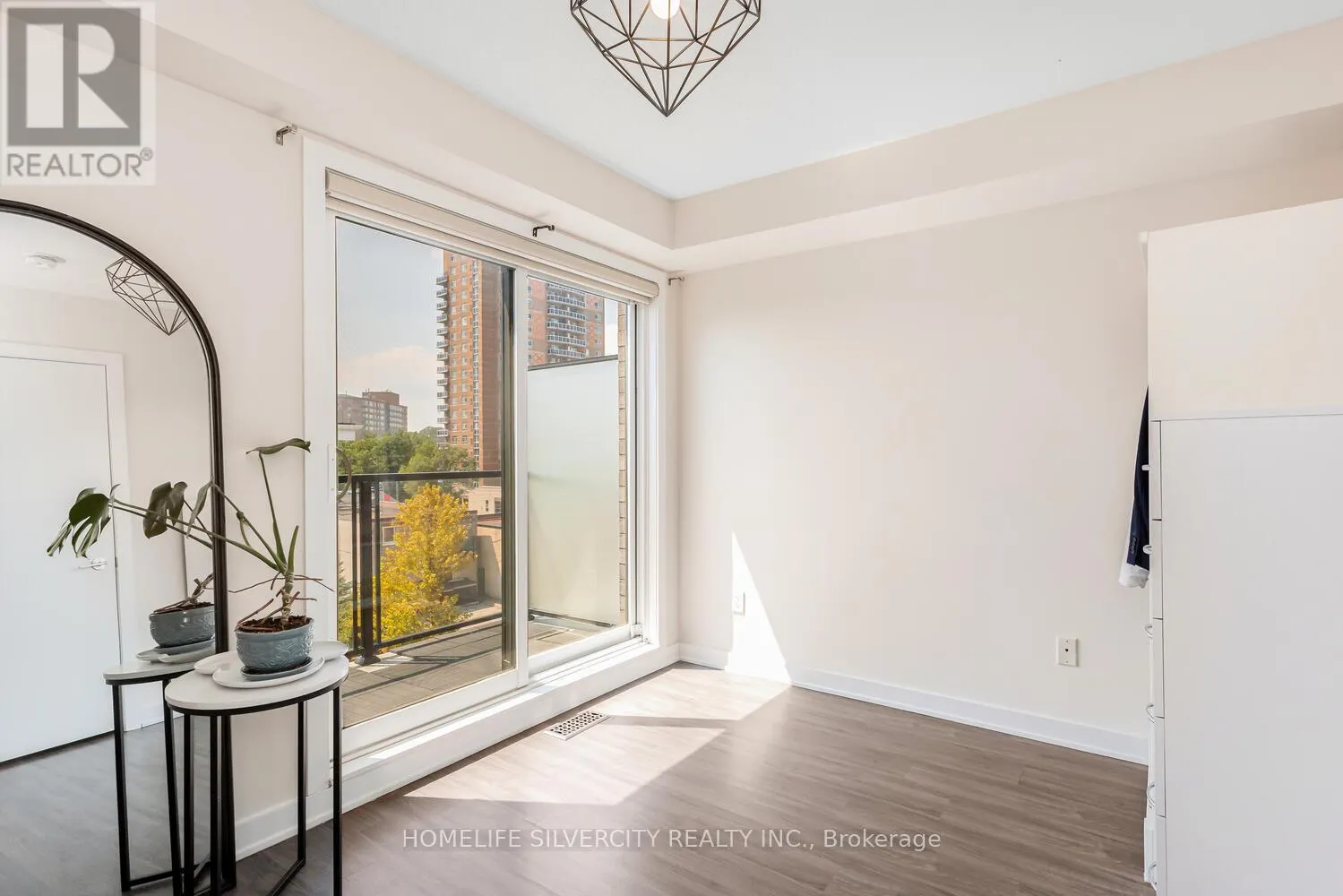 15 - 2063 WESTON ROAD