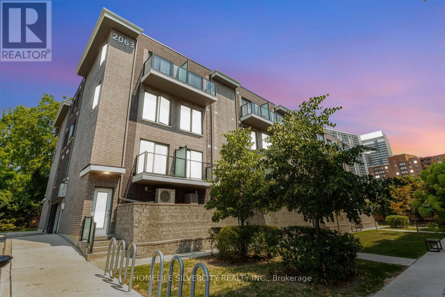 15 - 2063 WESTON ROAD