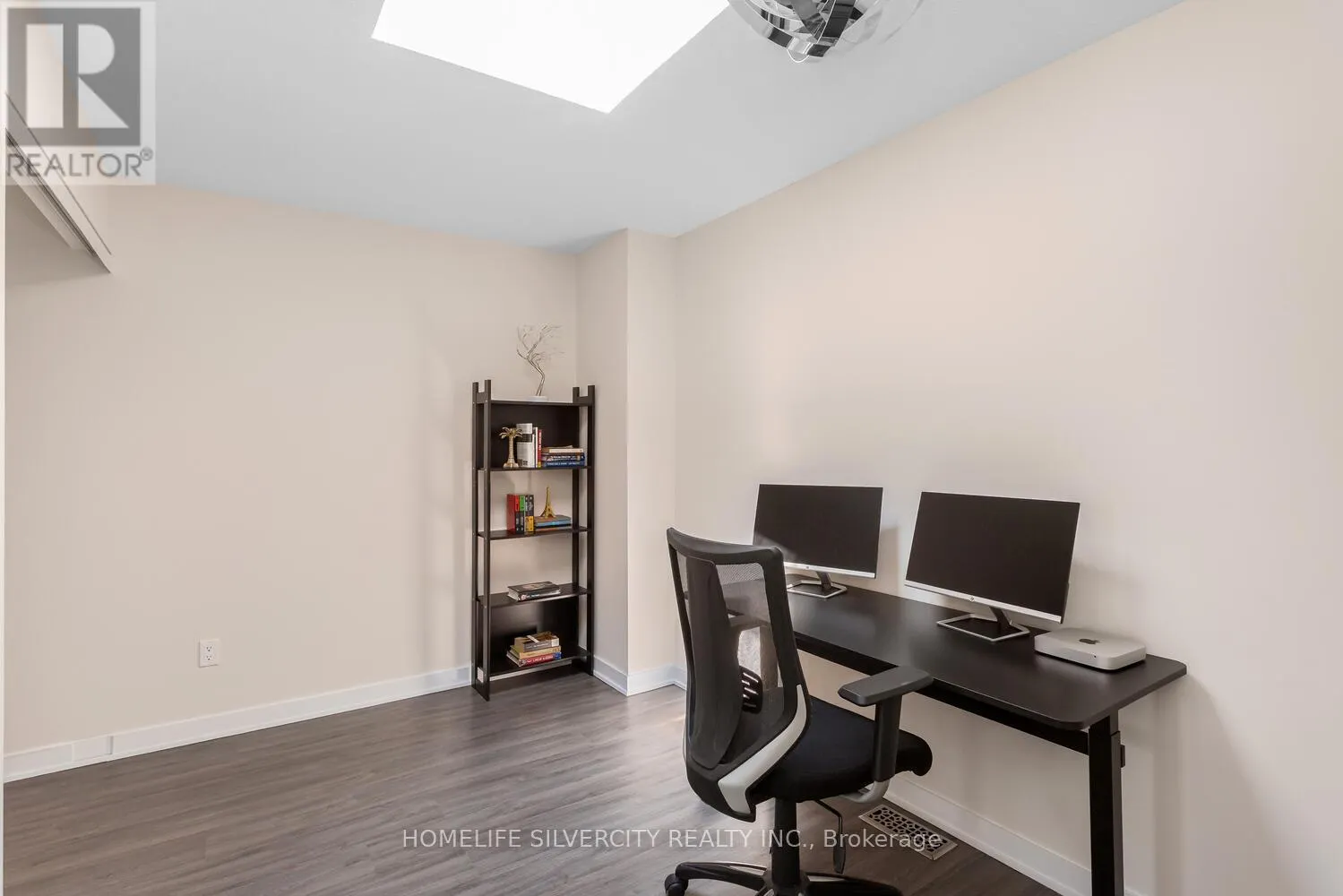 15 - 2063 WESTON ROAD