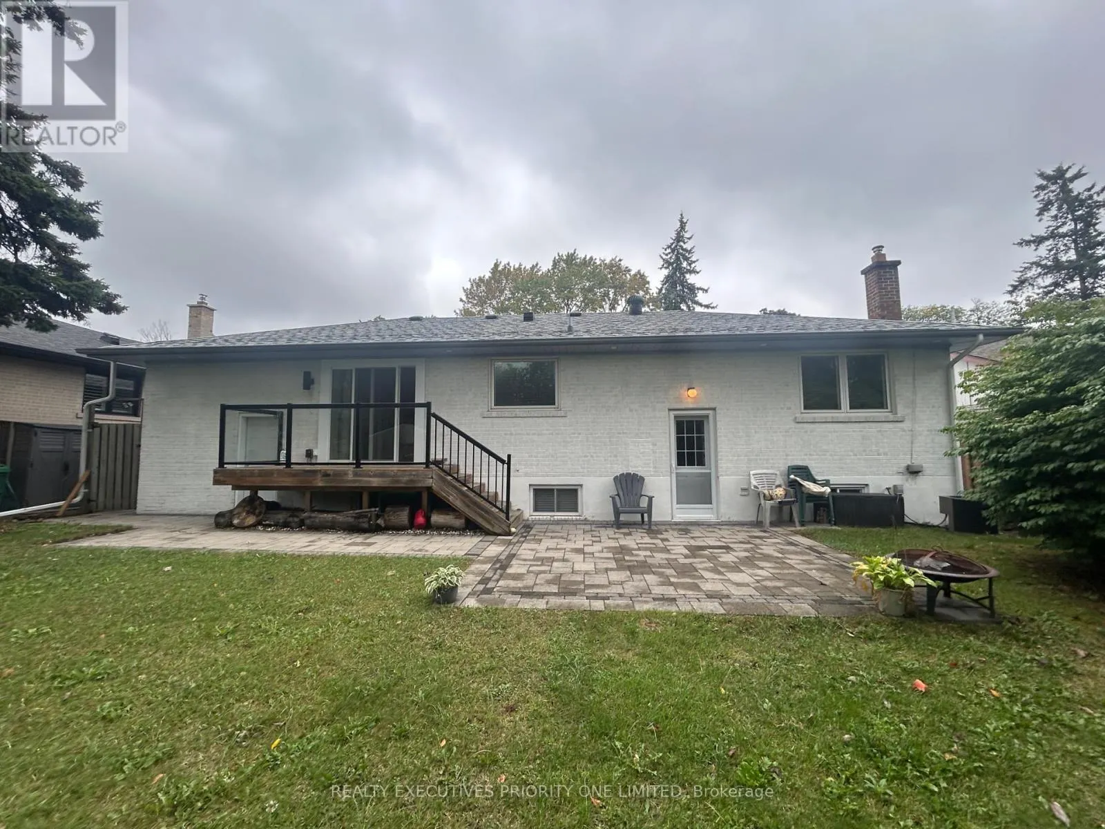 2486 EDENHURST DRIVE